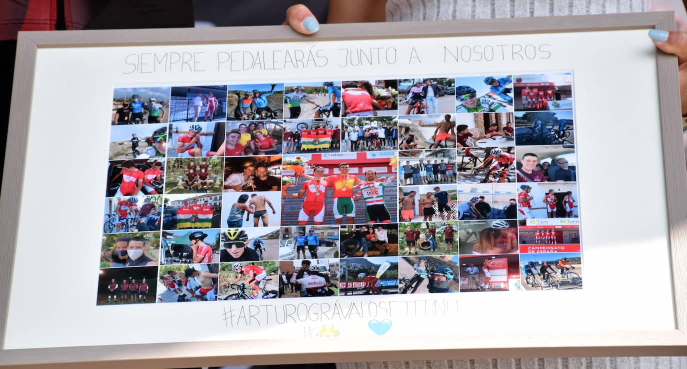 La Clásica Ciclista de La Rioja homenajea a Arturo Grávalos