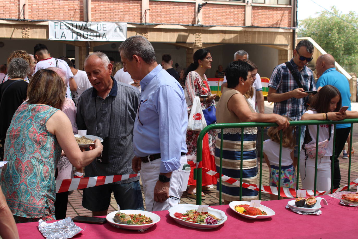 Bobadilla celebra el Festival de la Trucha