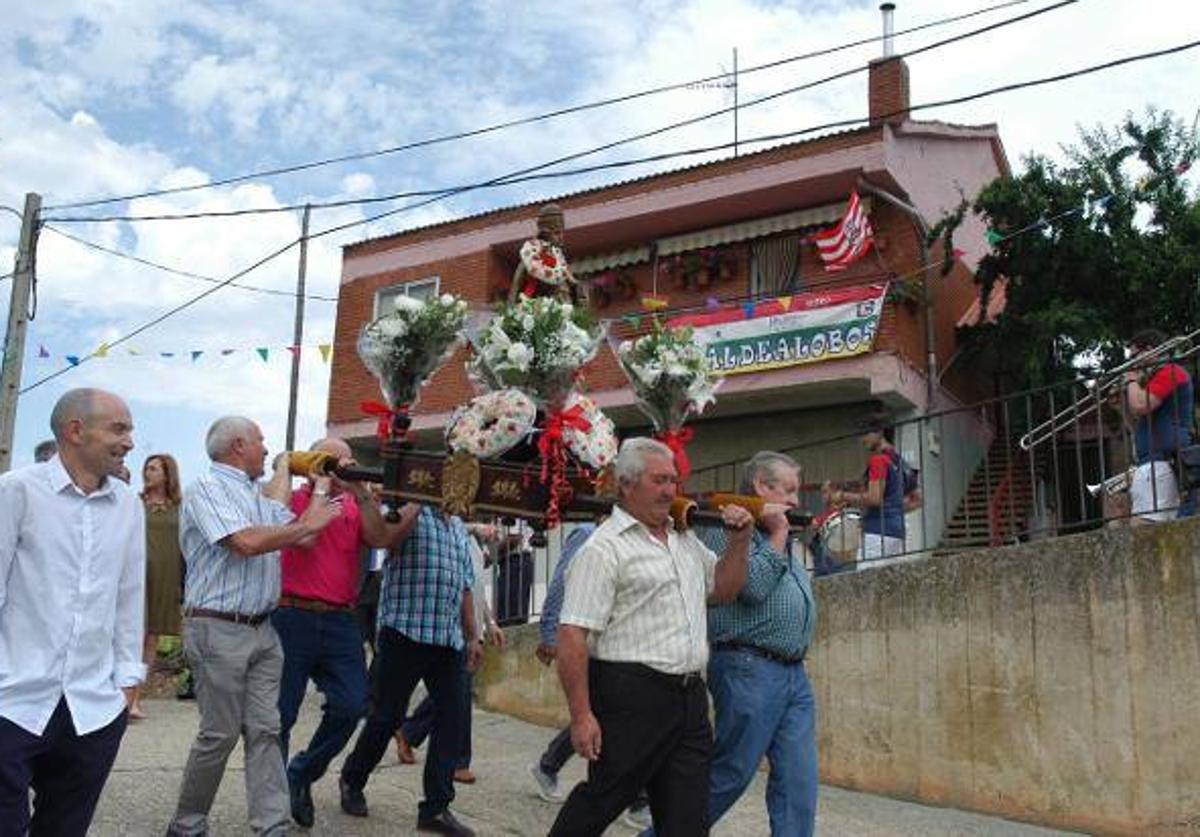 Aldealobos abre las fiestas de verano del valle de Ocón