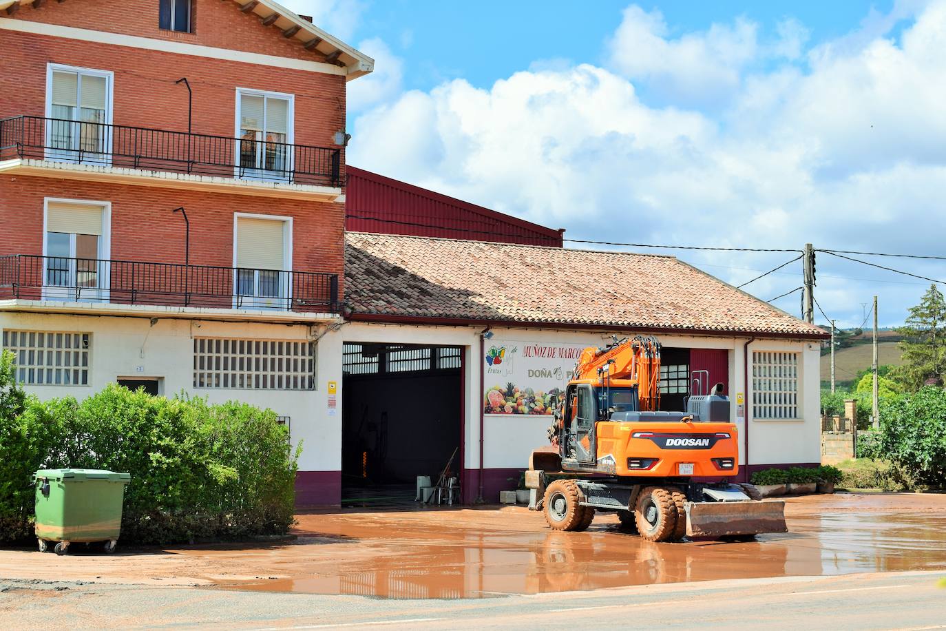 Las inundaciones afectaron a las calles de Fuenmayor