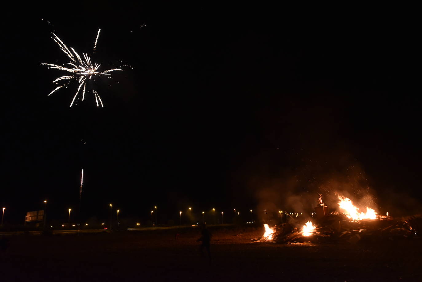 Hogueras en el barrio de La Estrella