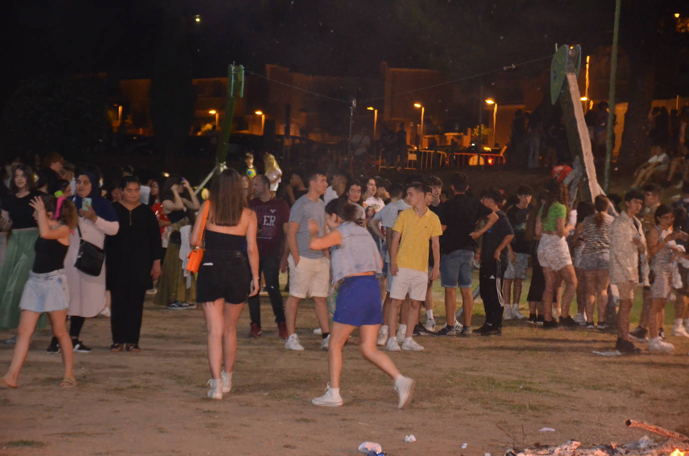 Calahorra disfruta con las hogueras de San Juan