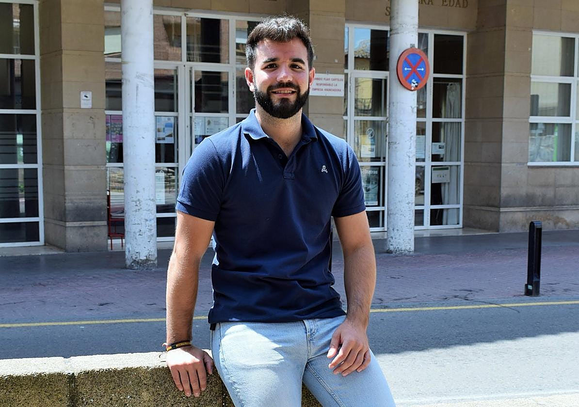 Rubén Gutiérrez Ruiz posa en Villamediana de Iregua.