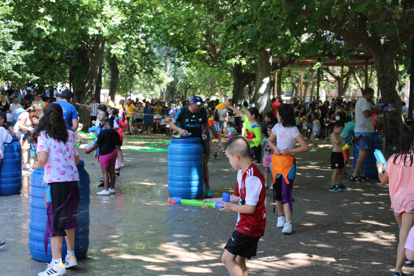 Chiquivueltas y guerra de agua en las fiestas de Nájera