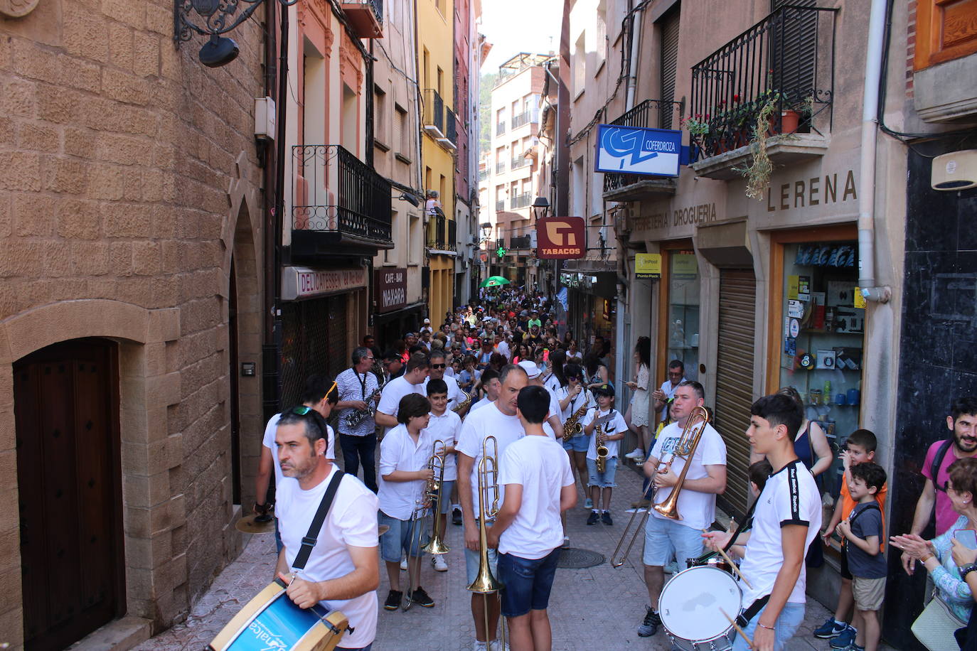 Chiquivueltas y guerra de agua en las fiestas de Nájera