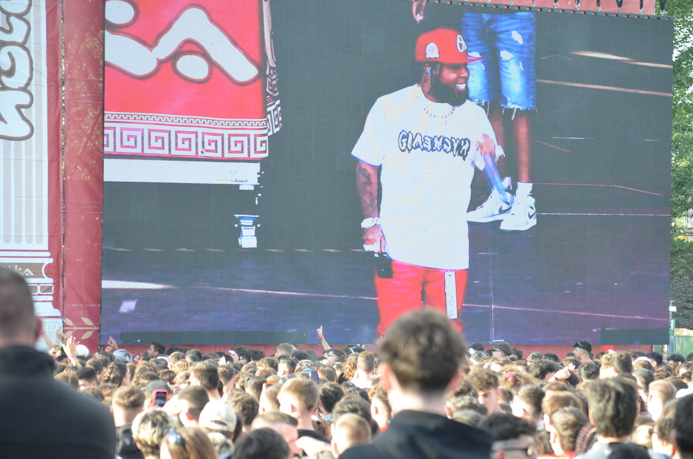 La jornada del viernes por la tarde en el Holika