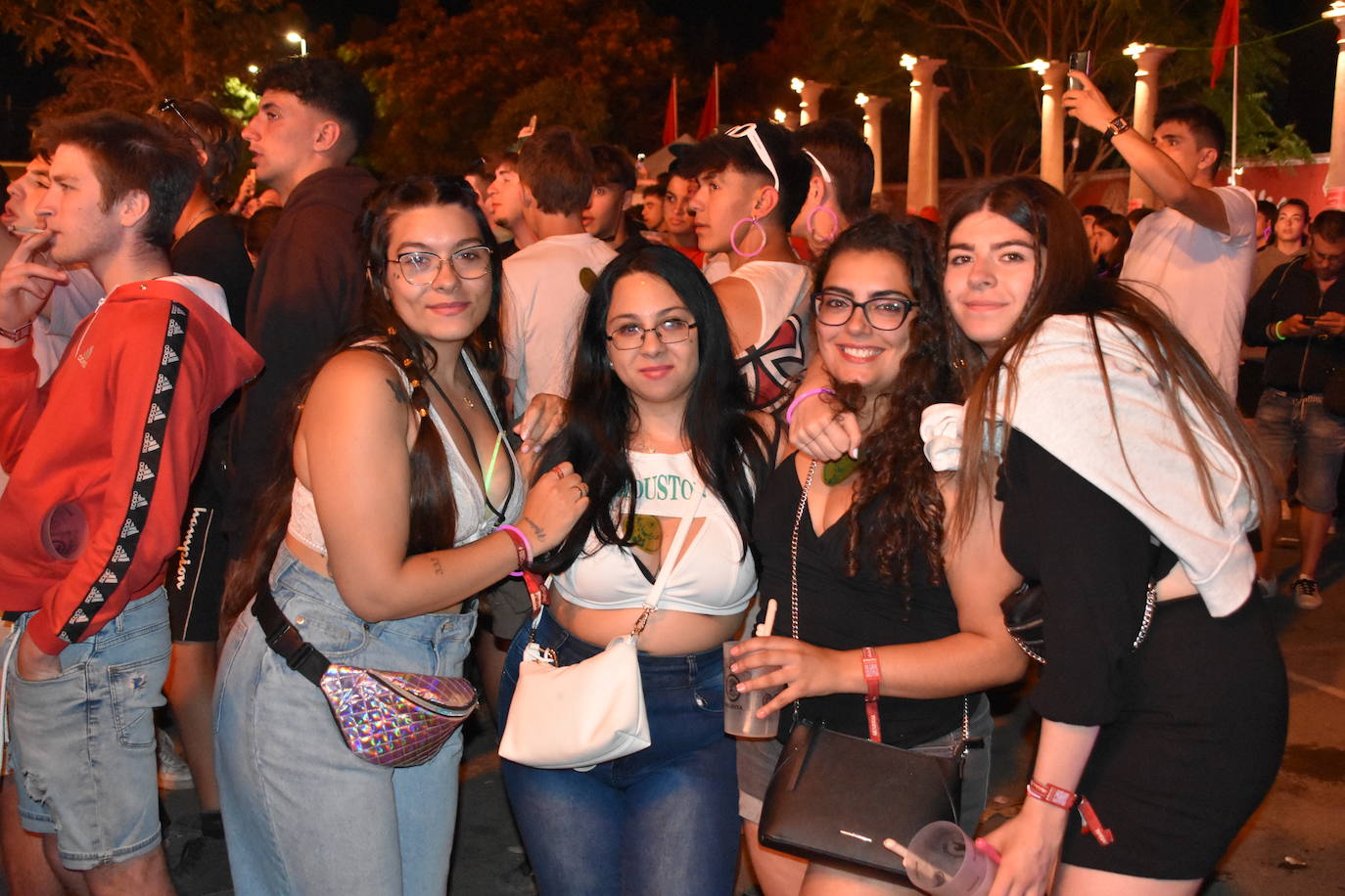 Viernes noche en el Holika