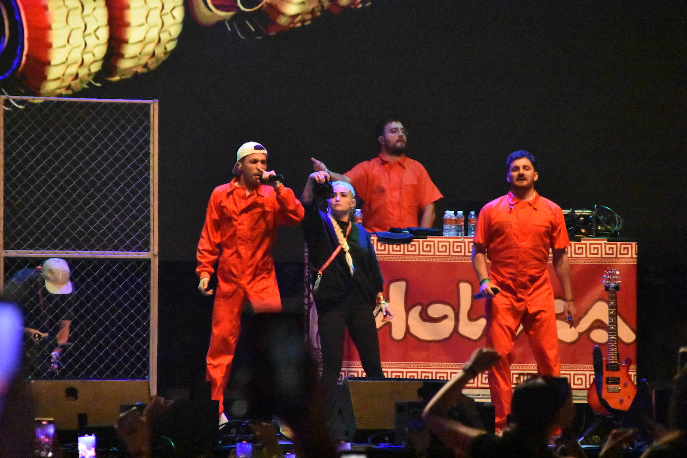 Viernes noche en el Holika