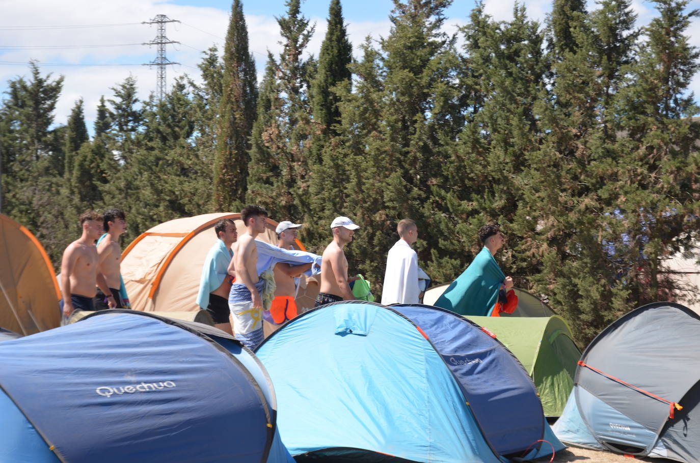 La acampada del Holika no para