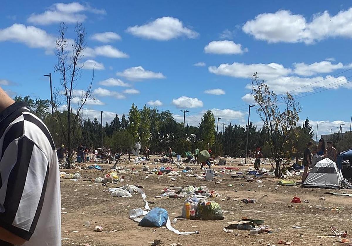 Los 'holikers' suspenden en limpieza