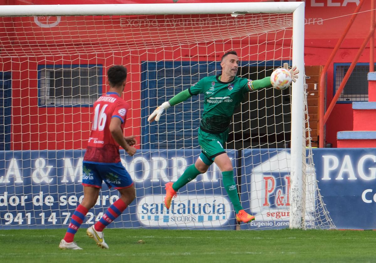 Miguel Martínez, en un partido de la temporada pasada.