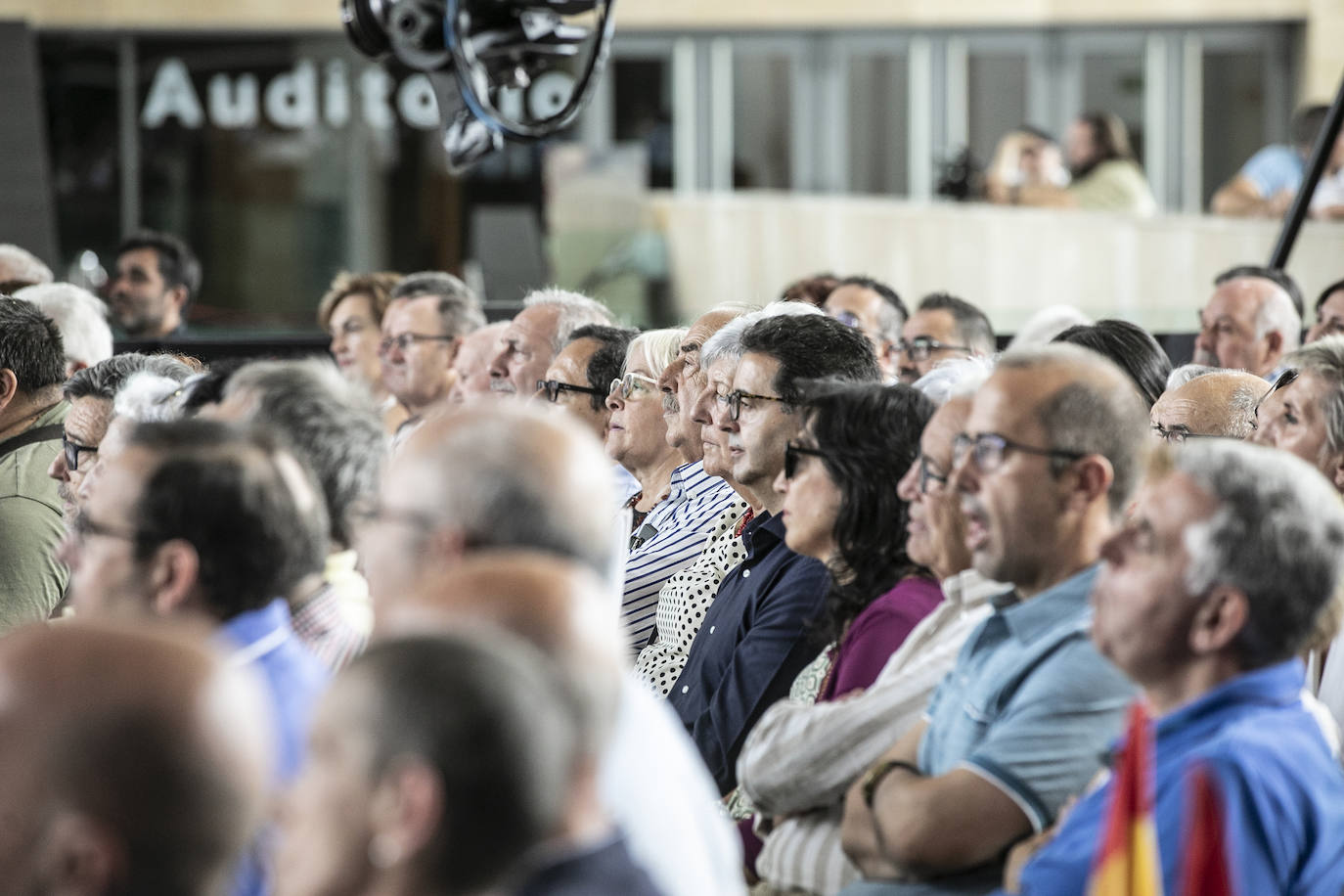 Las imágenes del acto de Feijóo en Logroño