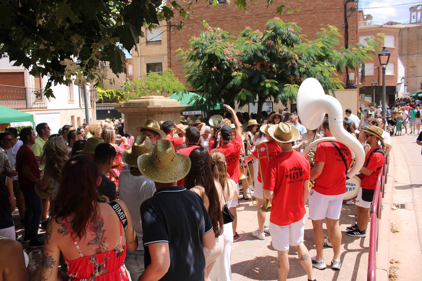 Huércanos acoge a cientos de visitantes en su IV Feria Vicoca