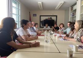 Reunión de los integrantes de UGT y PSOE en la sede del sindicato.