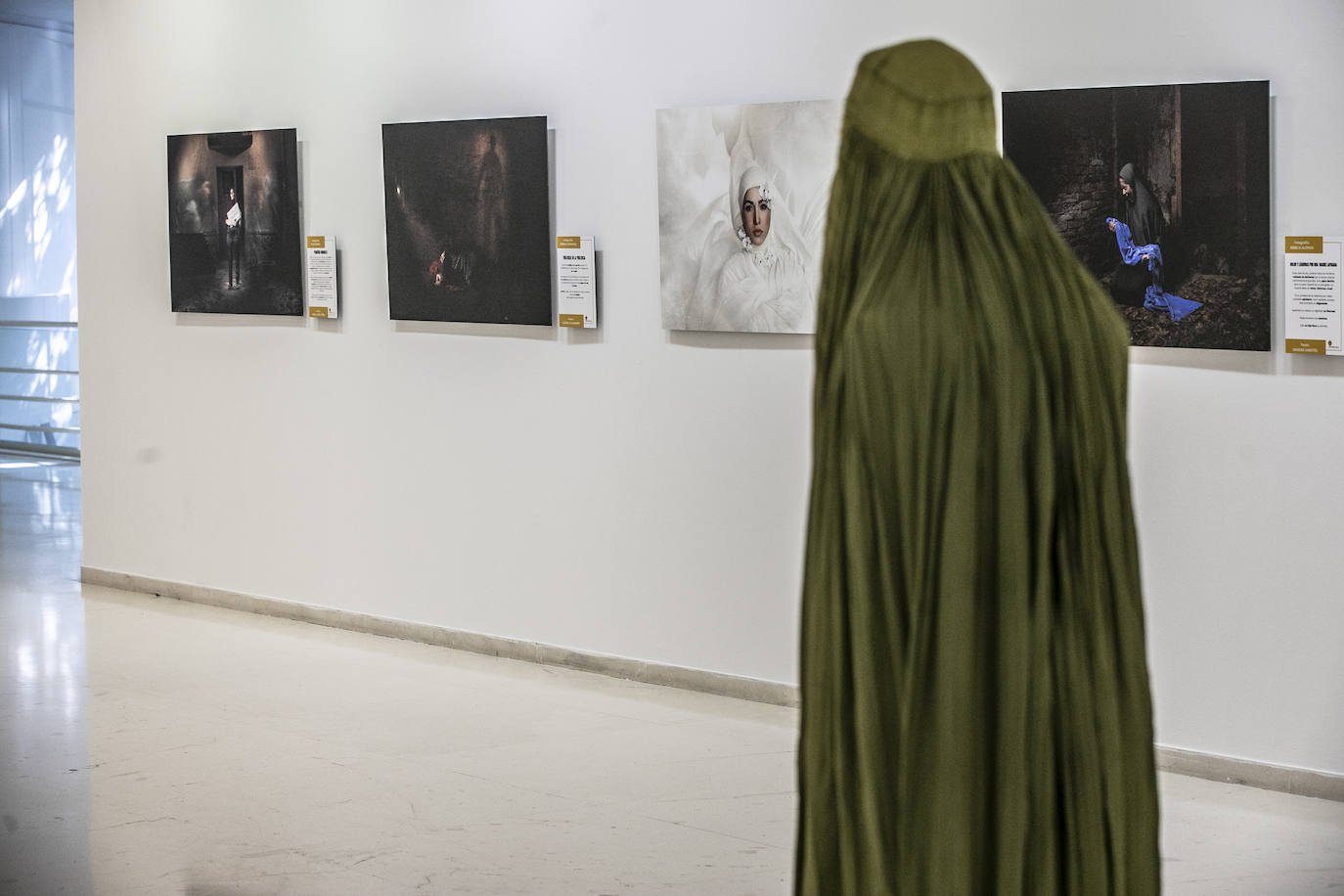 Exposición &#039;29 miradas&#039; sobre las mujeres afganas