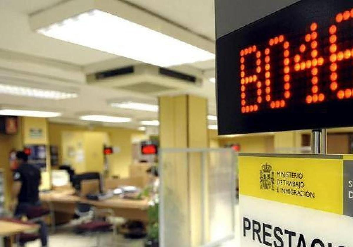 Las autorizaciones de trabajo a extranjeros se disparan un 80% por la falta de mano de obra