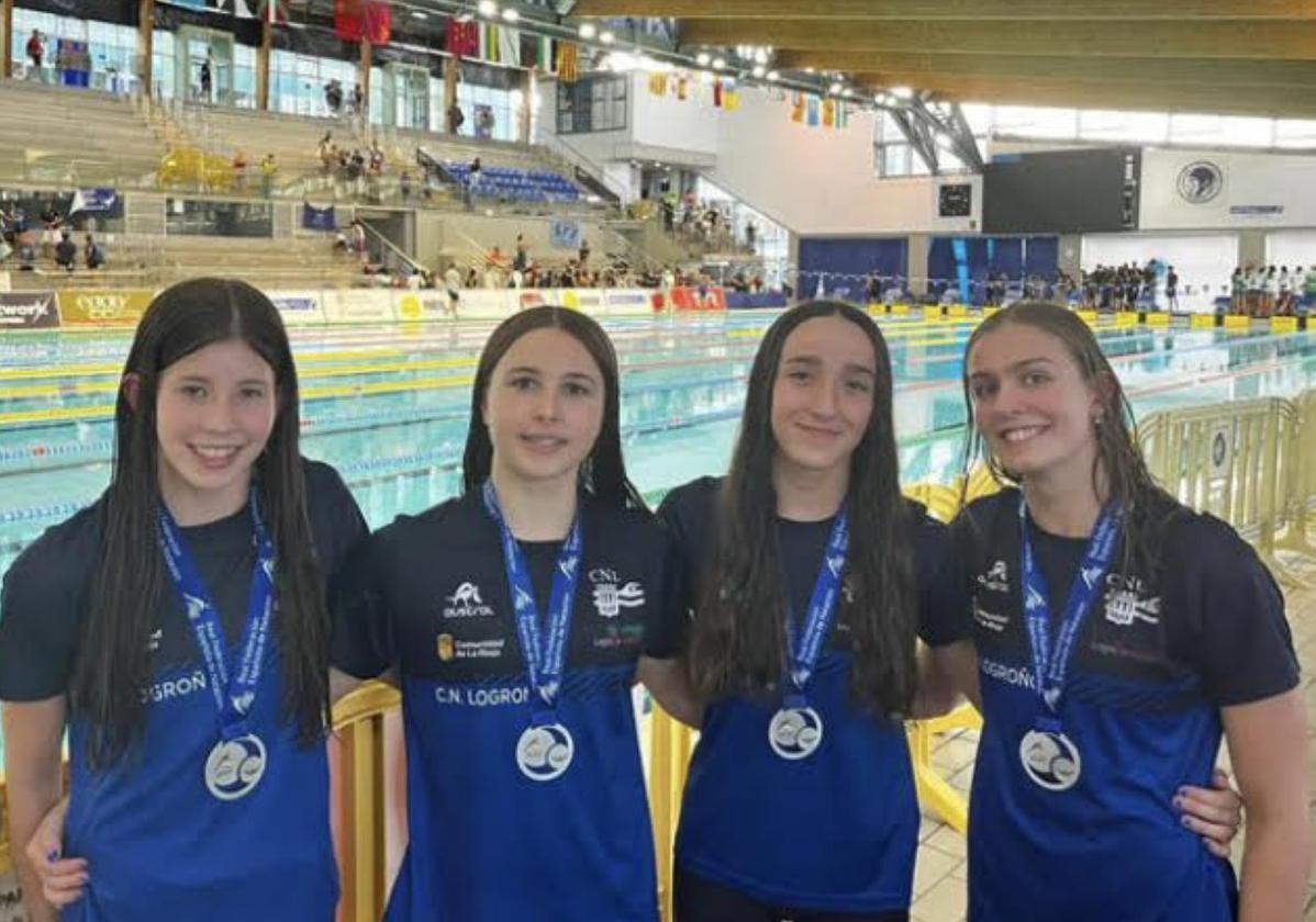 Celia Espinosa, Lidia Sáenz, Gabriela del Álamo y Esther González.