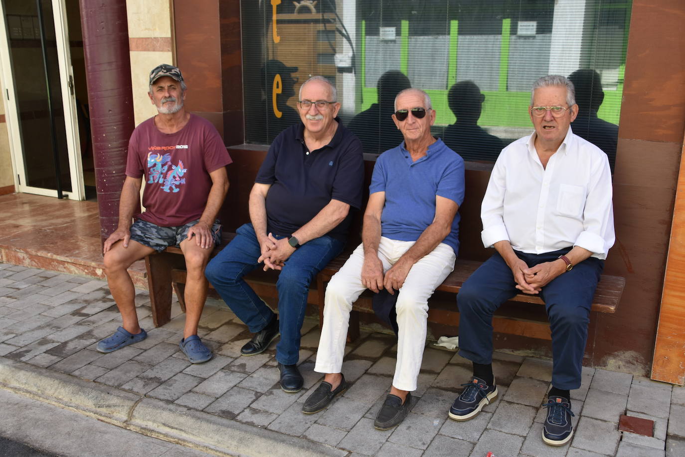 Vacas y paella en el último día de fiestas en Cervera