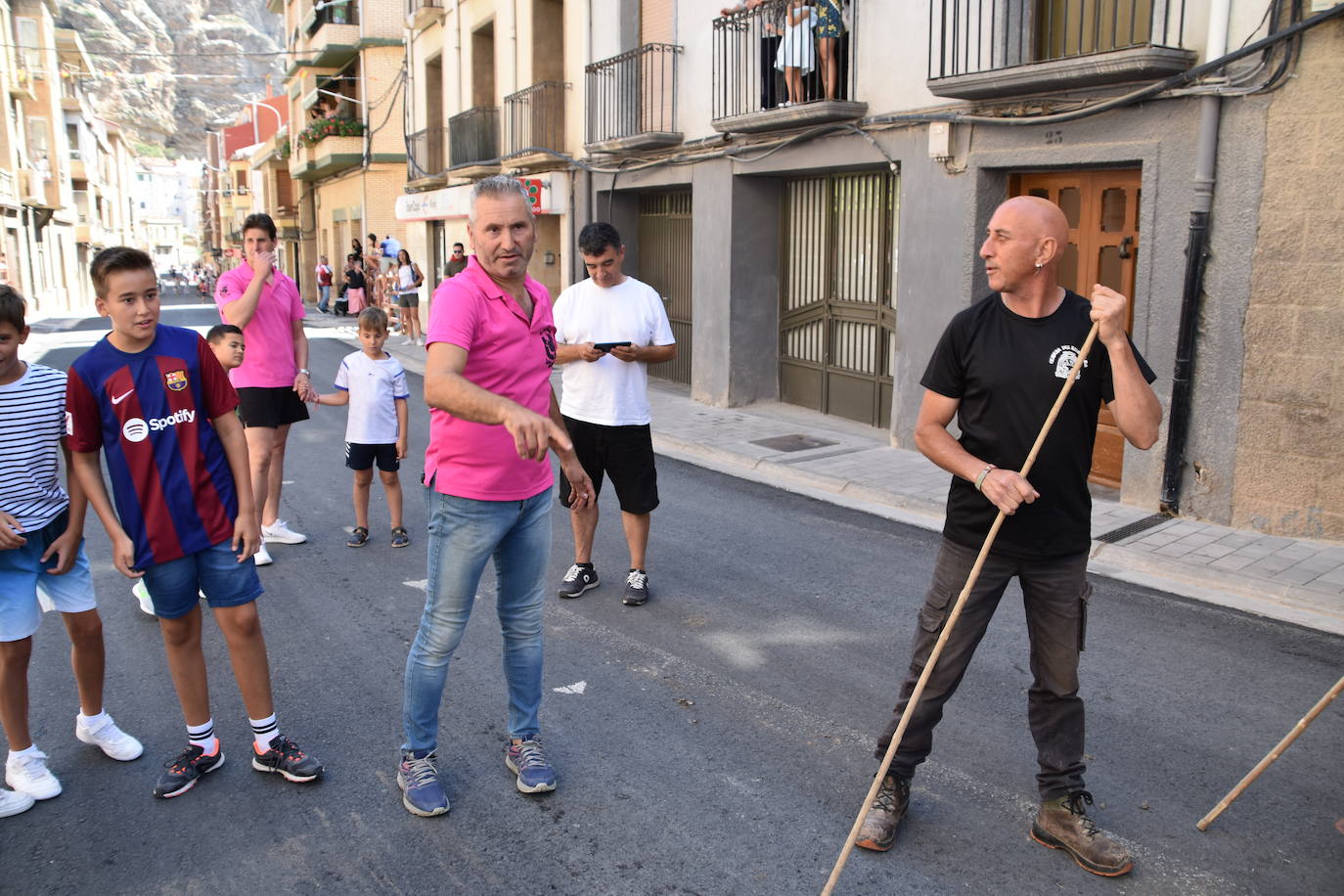 Vacas y paella en el último día de fiestas en Cervera