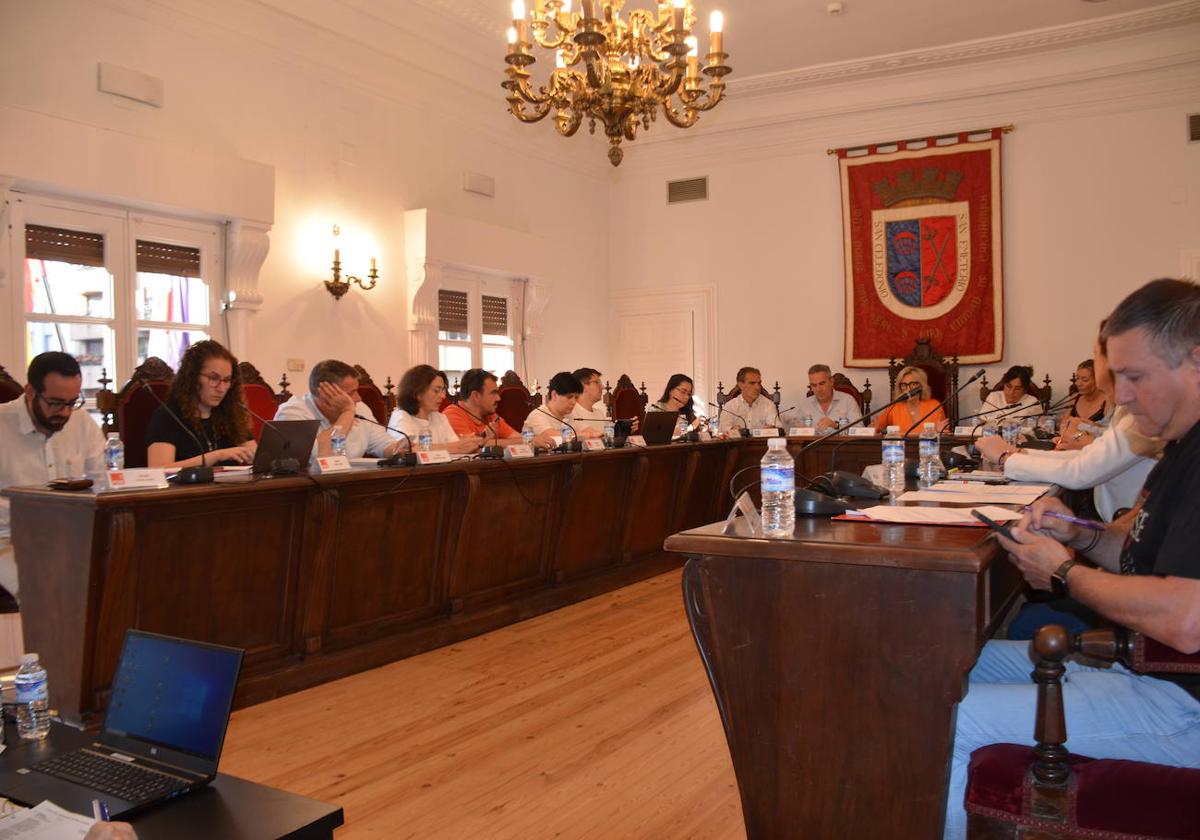 Pleno del Ayuntamiento de Calahorra.