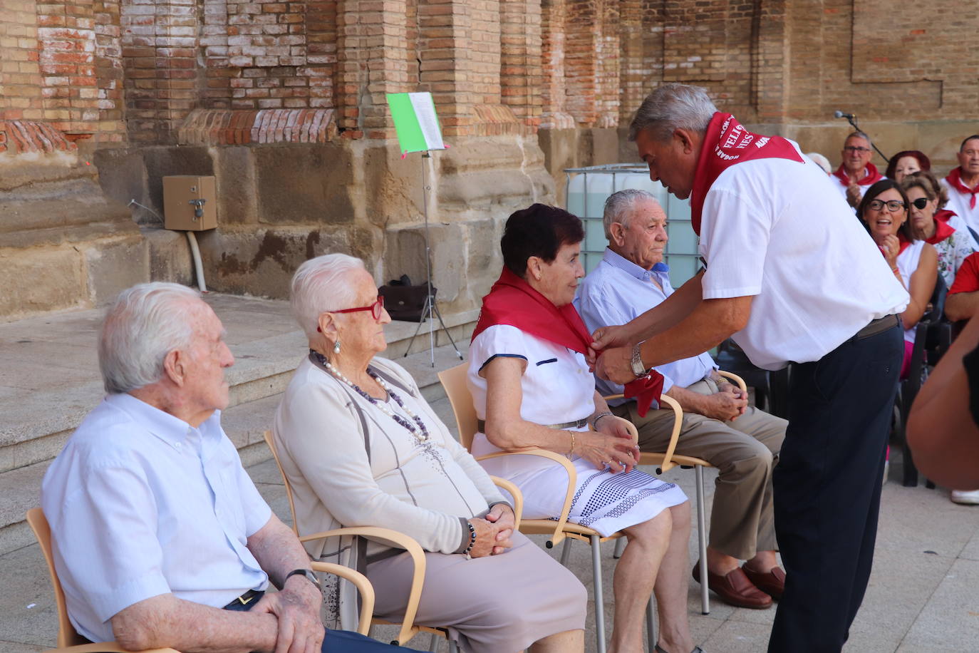 Los mayores protagonizan la fiesta en Alfaro