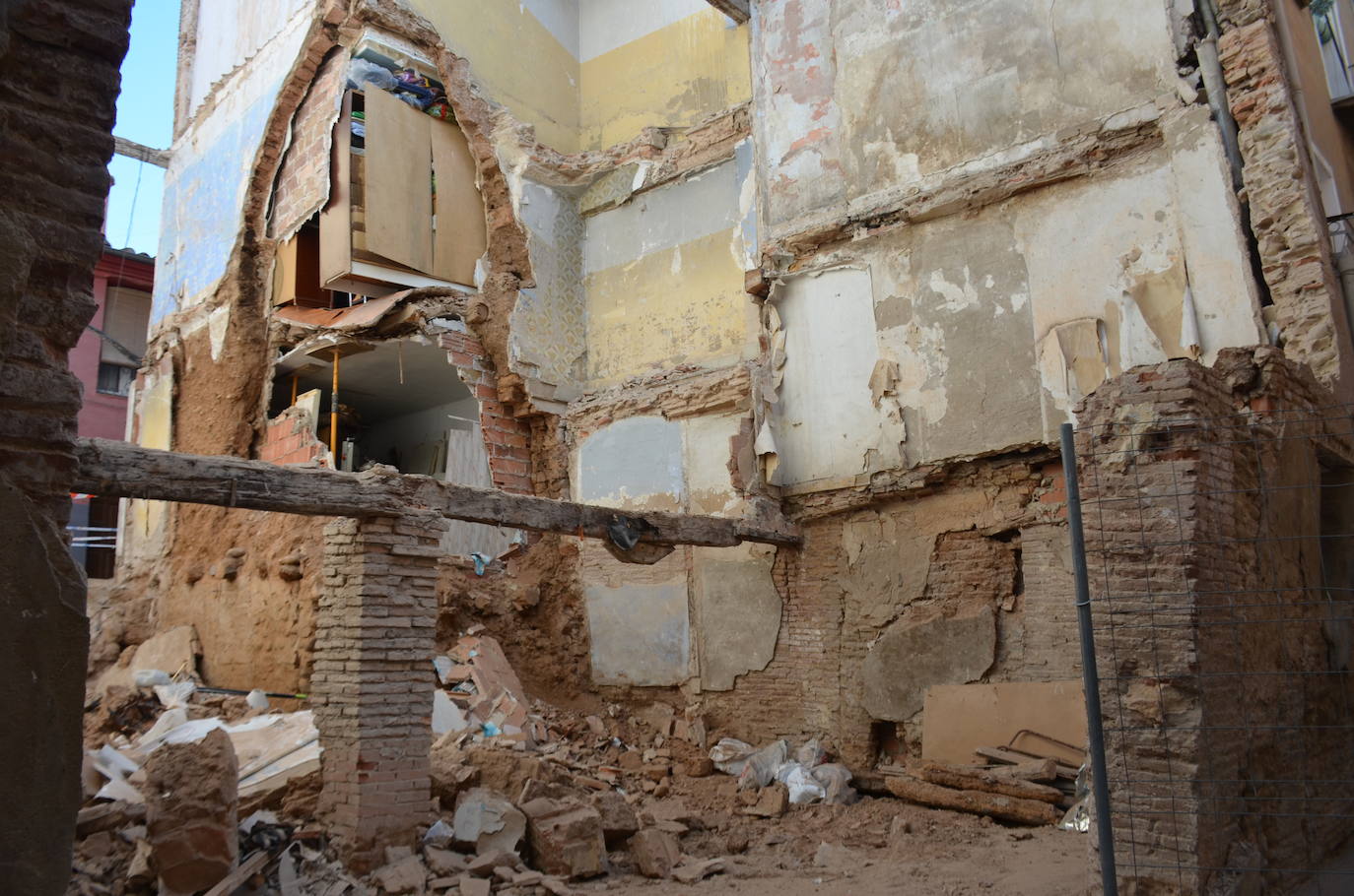 Derrumbe de un edificio en la calle San Andrés de Calahorra