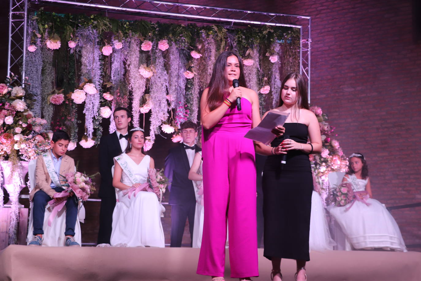 Pregón y coronación en Aldeanueva de Ebro