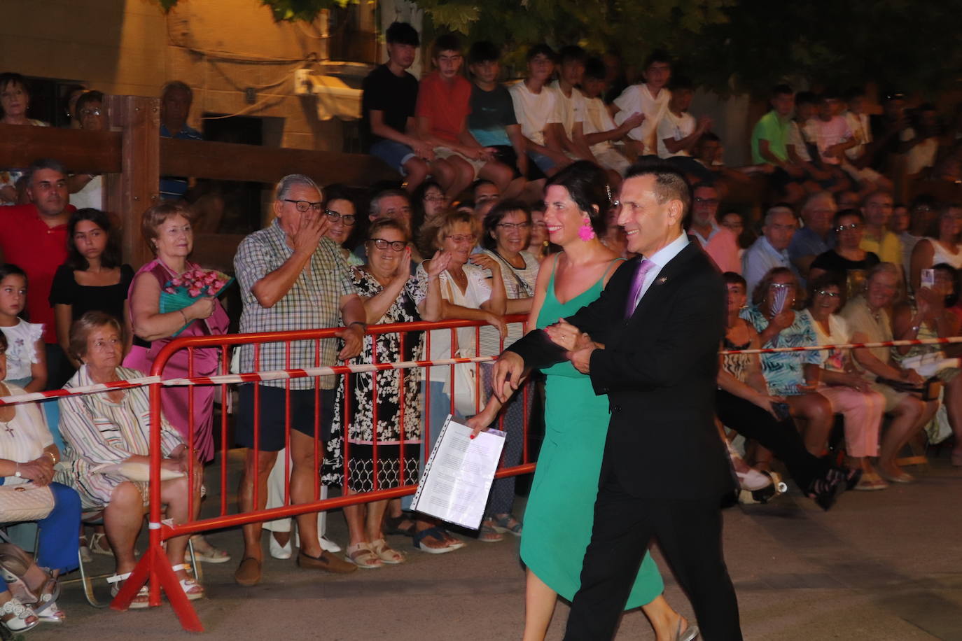 Pregón y coronación en Aldeanueva de Ebro