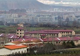 Funcionarios de la cárcel de Logroño denuncian la masificación y la «alarmante» falta de personal