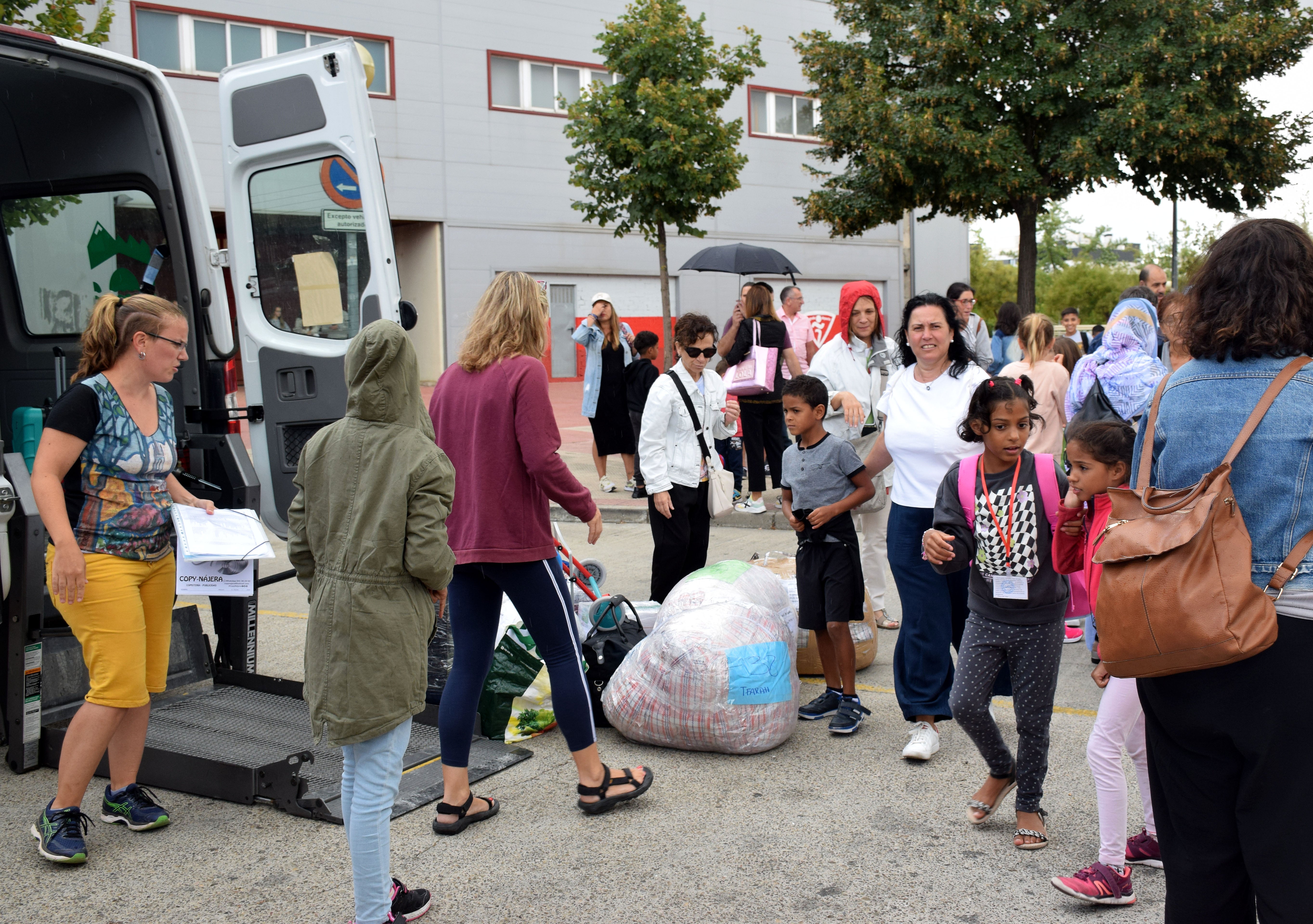 Los niños saharauis regresan a sus campamentos