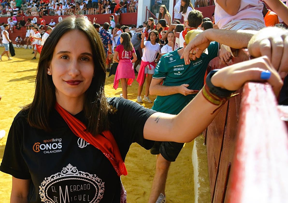 Alicia Manzanares, en una capea en la plaza de toros de Calahorra.