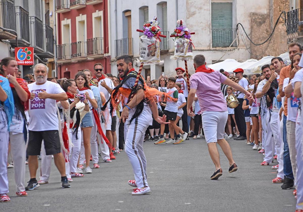 La cofradía de San Gil comunica que la junta no puede autorizar la gaita mixta ni femenina