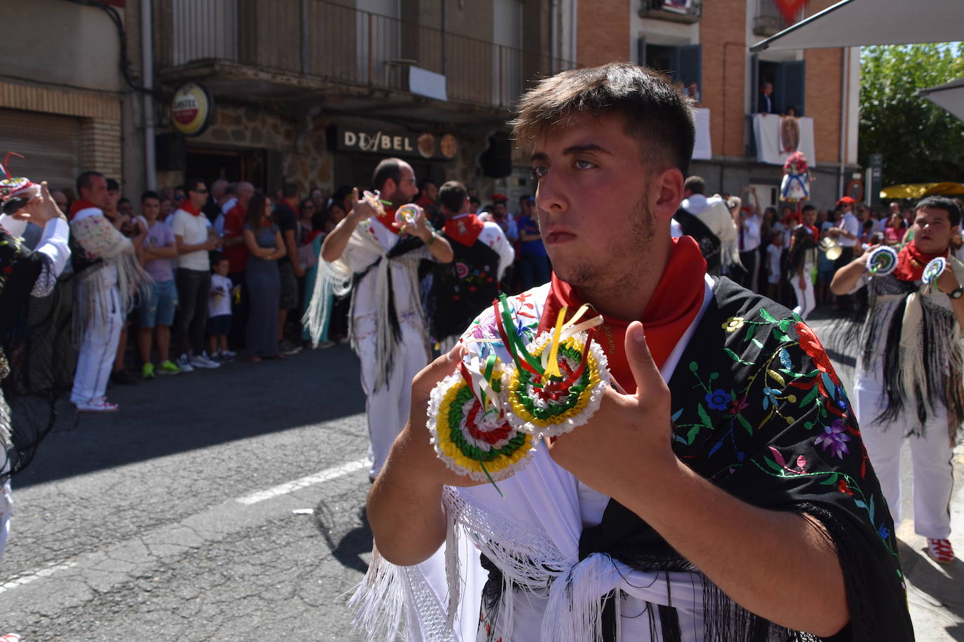 Día grande en las fiestas de Cervera