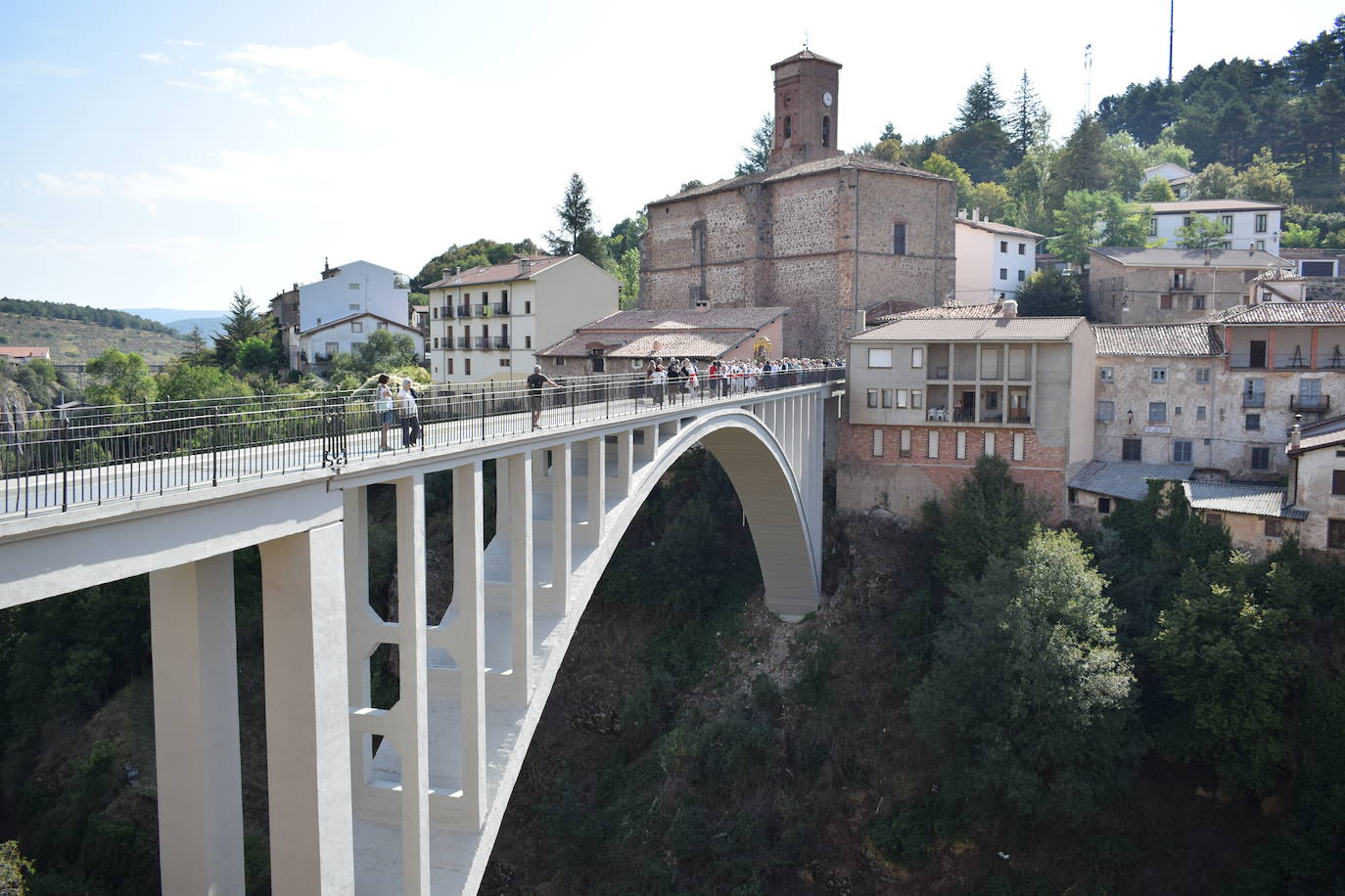 Reinauguración del puente de Ortigosa