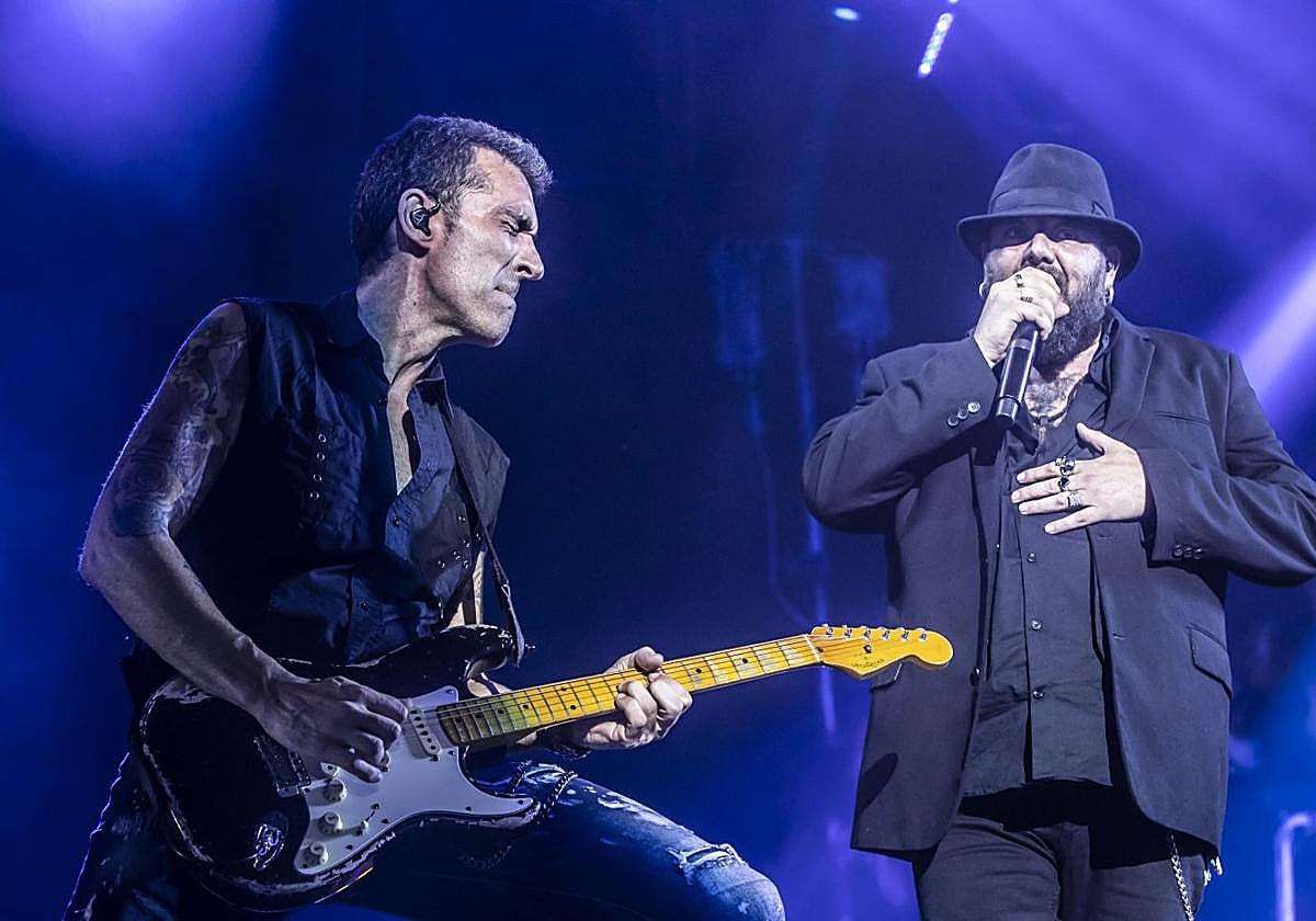 'Kolibrí' Díaz y Kutxi Romero durante el concierto de Mareaen La Ribera de Logroño.