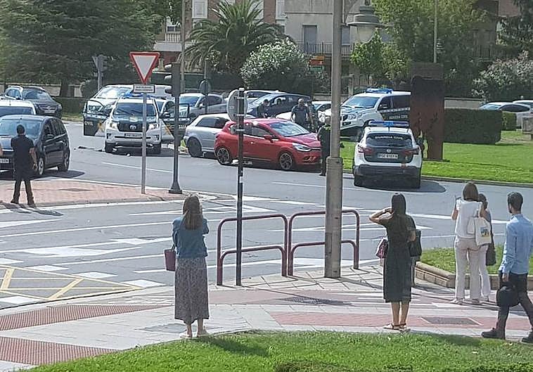 Vehículo que se ha dado a la fuga en el momento de la detención.