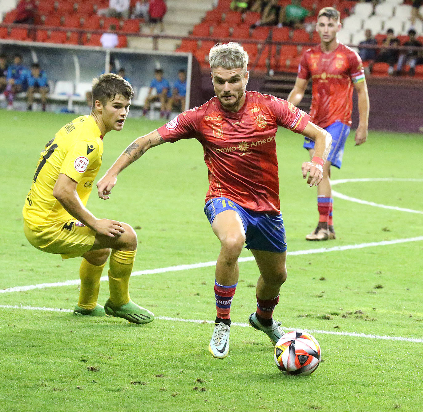 El público gozó en el Calahorra - UDL