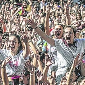 Imagen - No hay convocatoria que reúna en Logroño la masa humana que esta mañana se citará en la plaza del Ayuntamiento para tomar la fiesta, hacerla suya y cantar, otra vez, el oficioso himno de la ciudad.