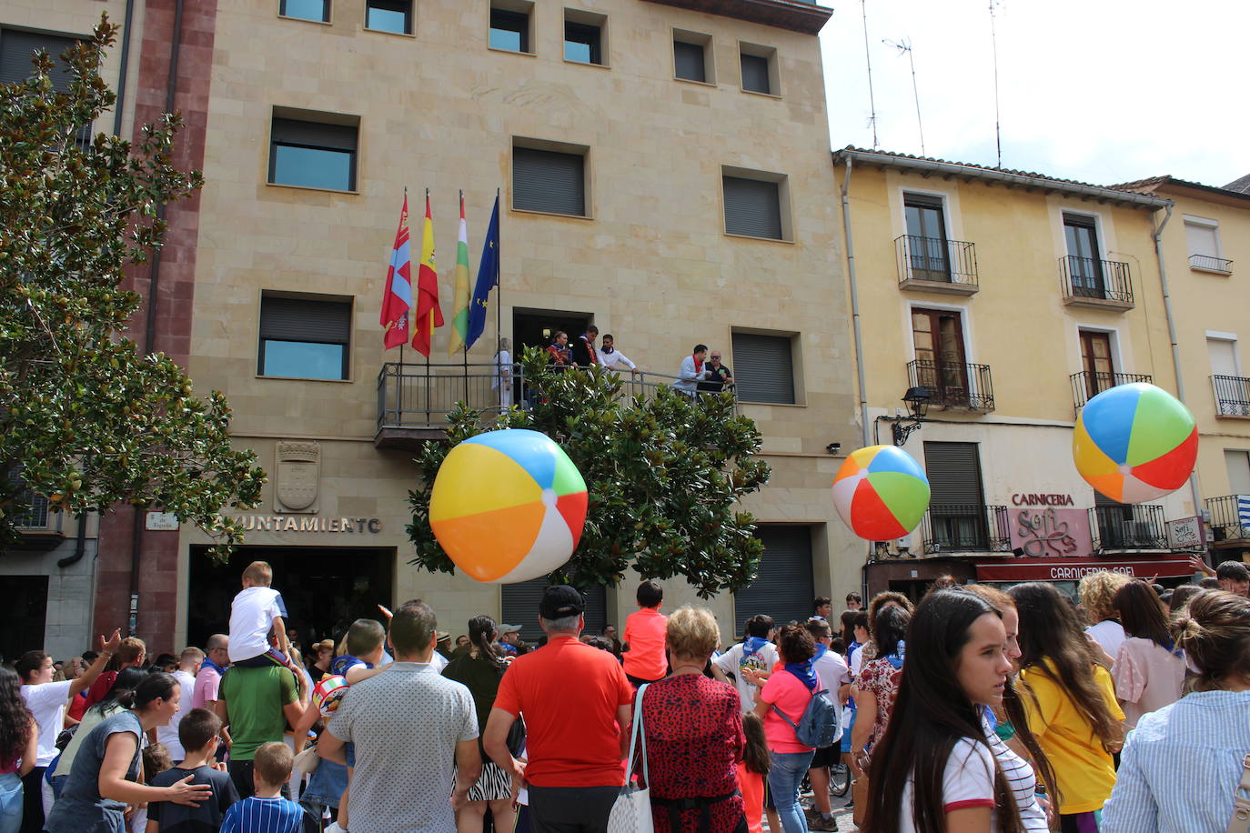 Arrancan las fiestas de septiembre con el chupinazo en Nájera