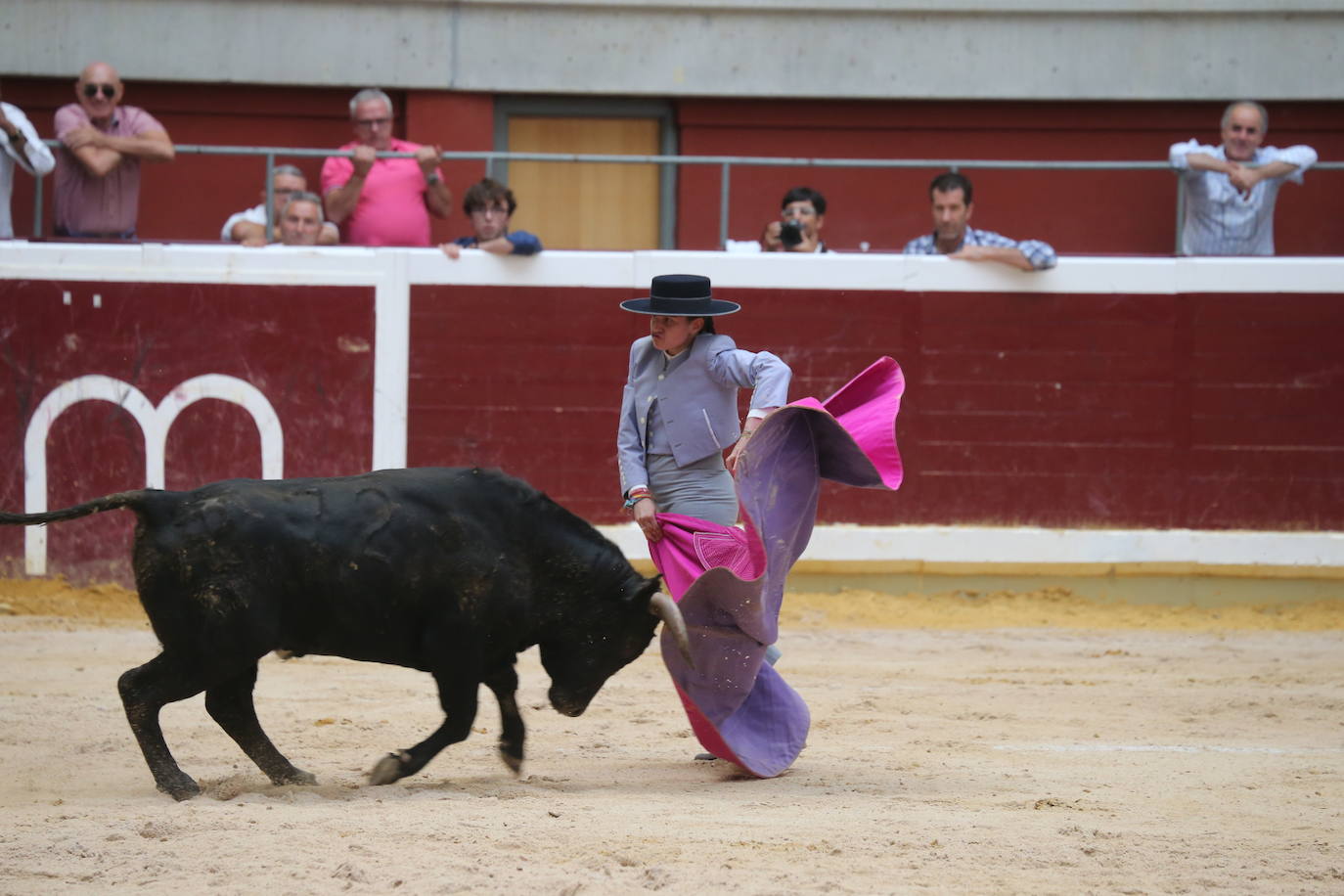 La cantera riojana se da cita en la plaza de toros de La Ribera