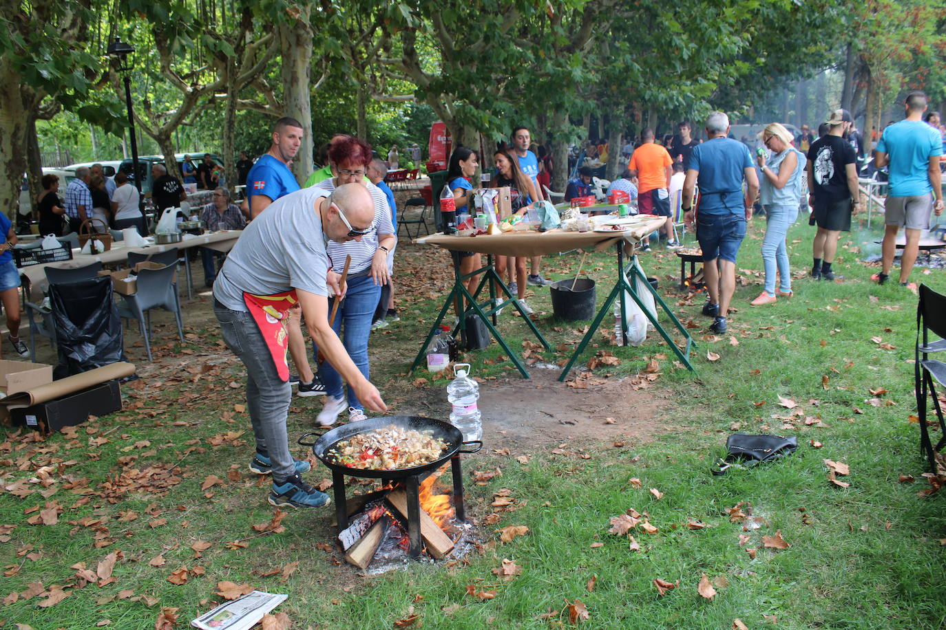 Tradicional concurso de paellas para despedir las fiestas de Nájera