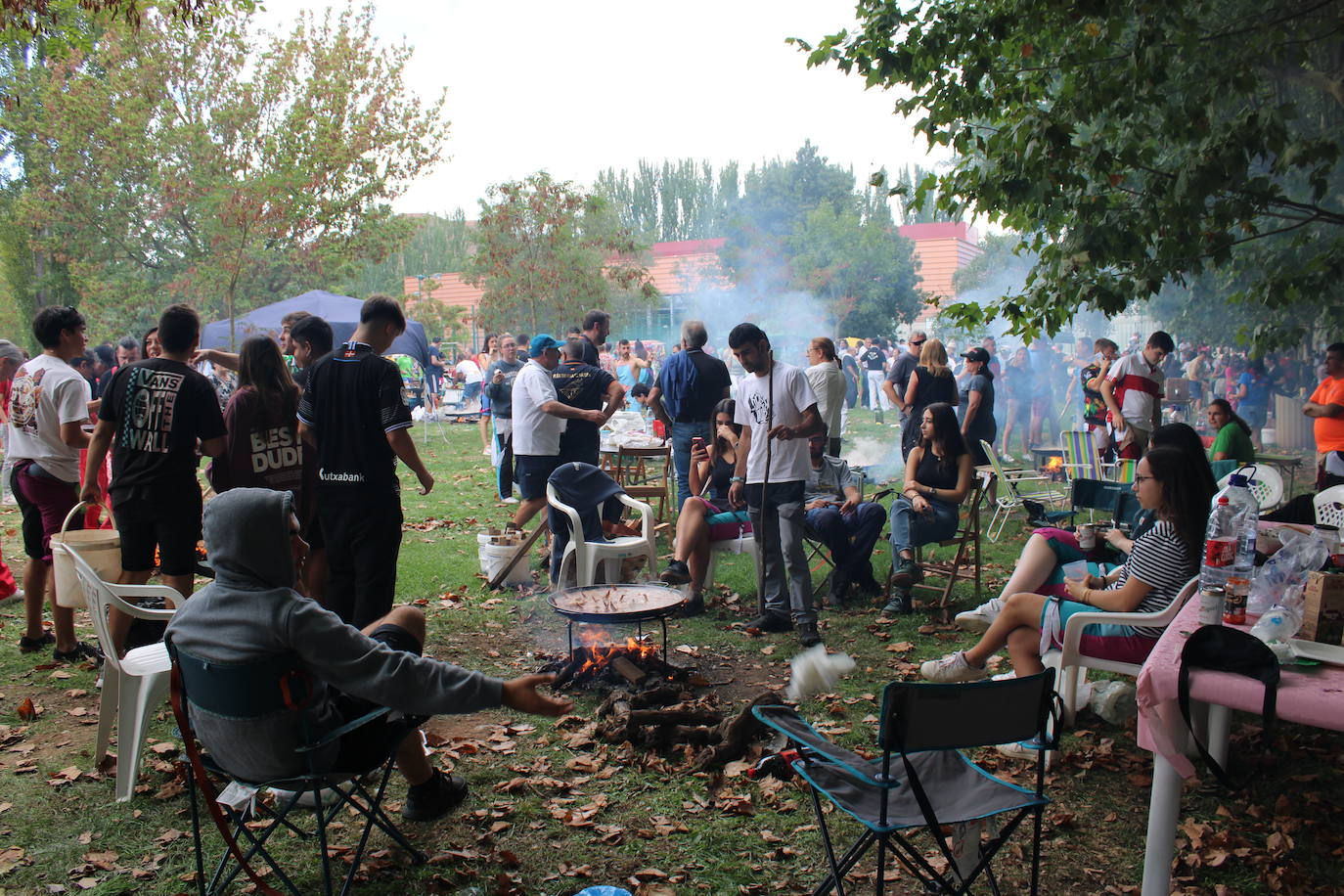 Tradicional concurso de paellas para despedir las fiestas de Nájera