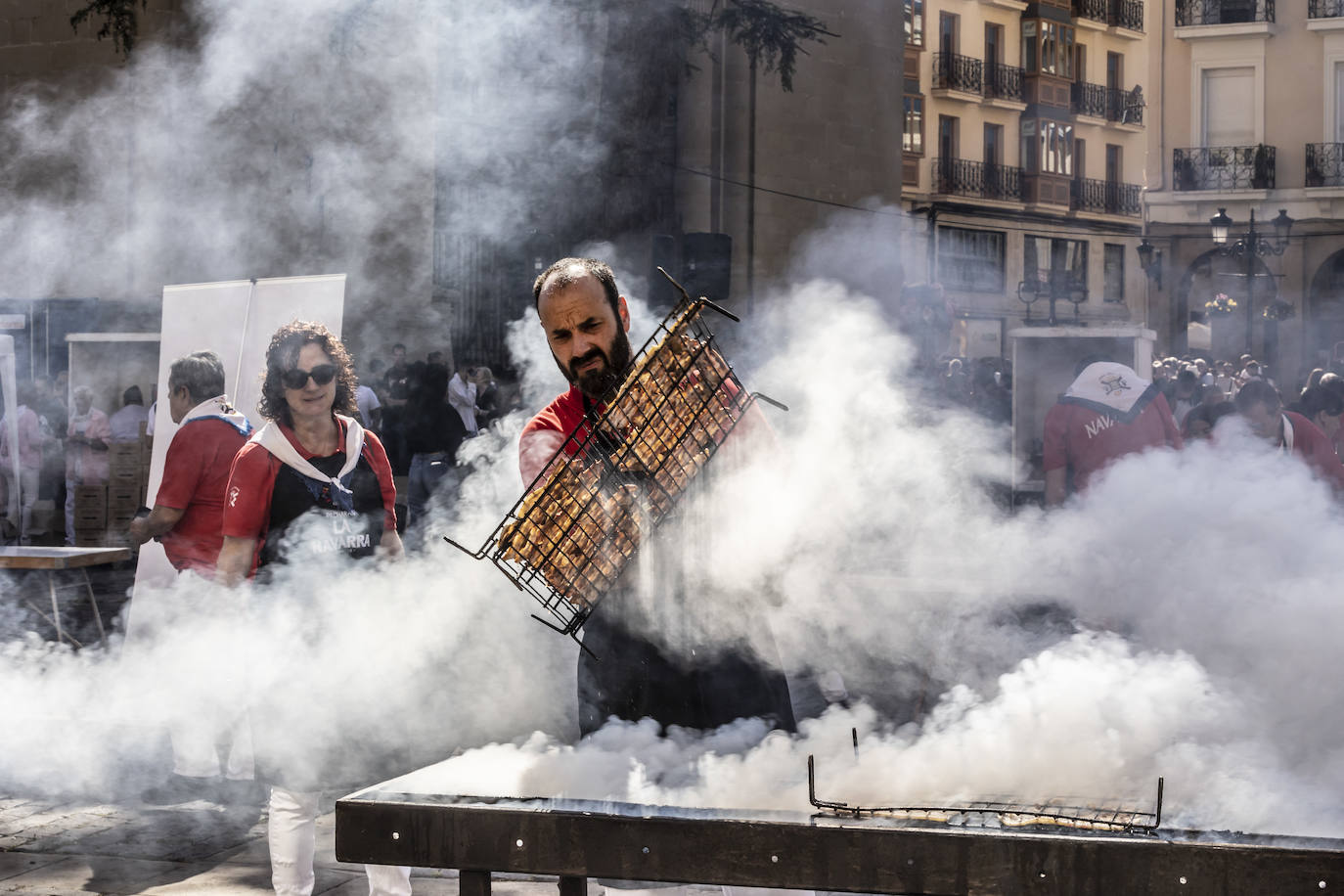 Degustación de choricillo y panceta en la plaza del Mercado