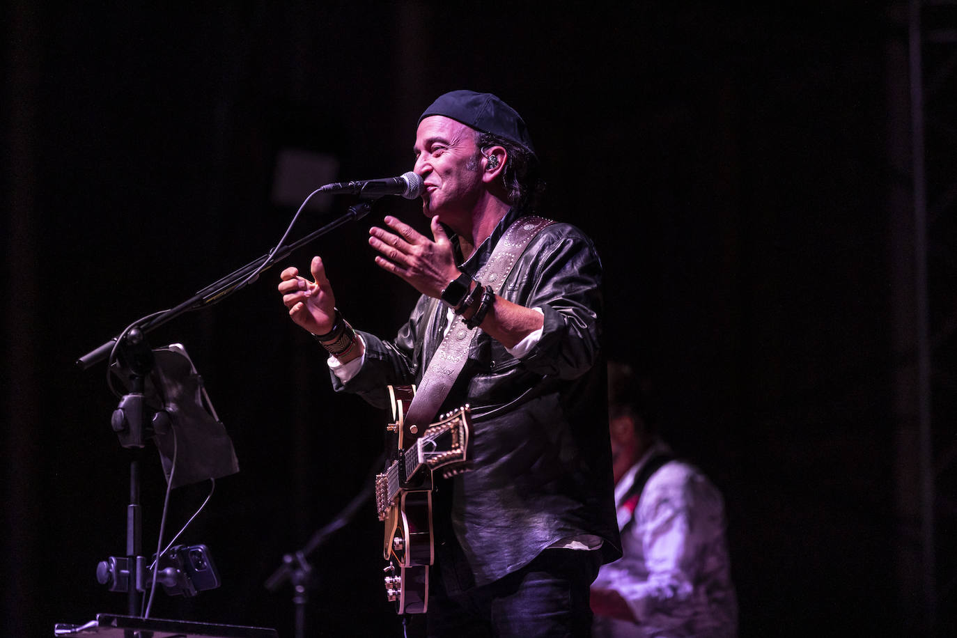 Concierto de Los Secretos en la plaza del Ayuntamiento