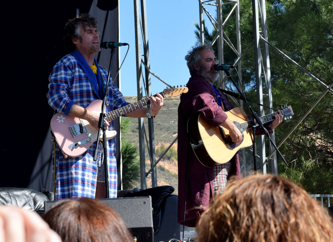 Los Gandules se meten al público en el bolsillo en el Espacio Peñas