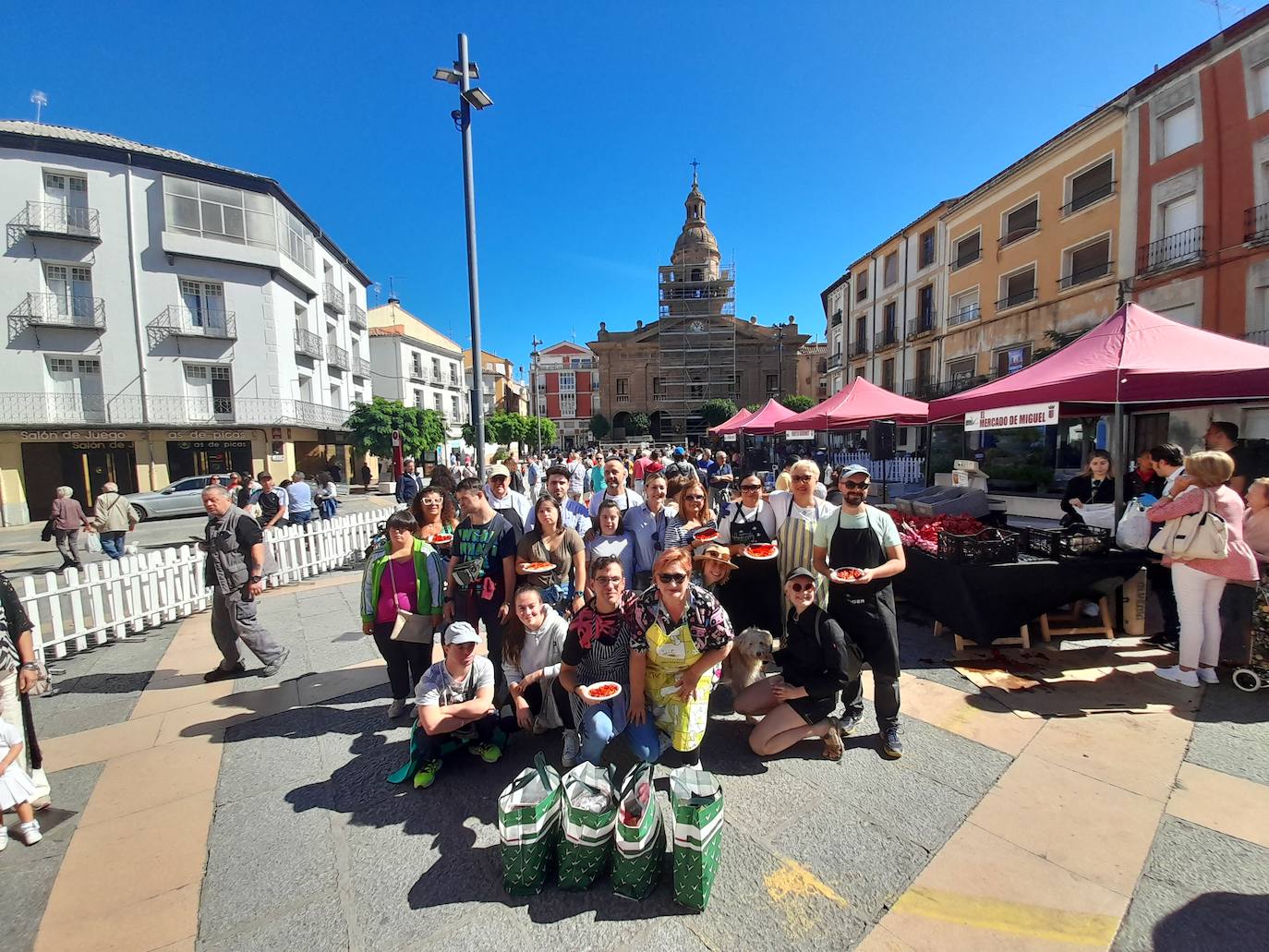 &#039;Calahorra con pimientos&#039; llena las calles de olor y sabor