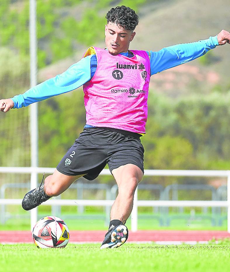 Raúl Sola, en un entrenamiento esta semana.