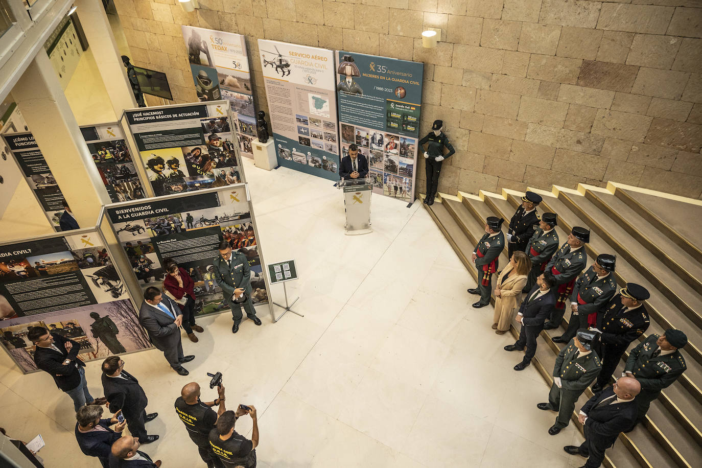 &#039;La Guardia Civil al servicio de la ciudadanía&#039;, en el Ayuntamiento de Logroño