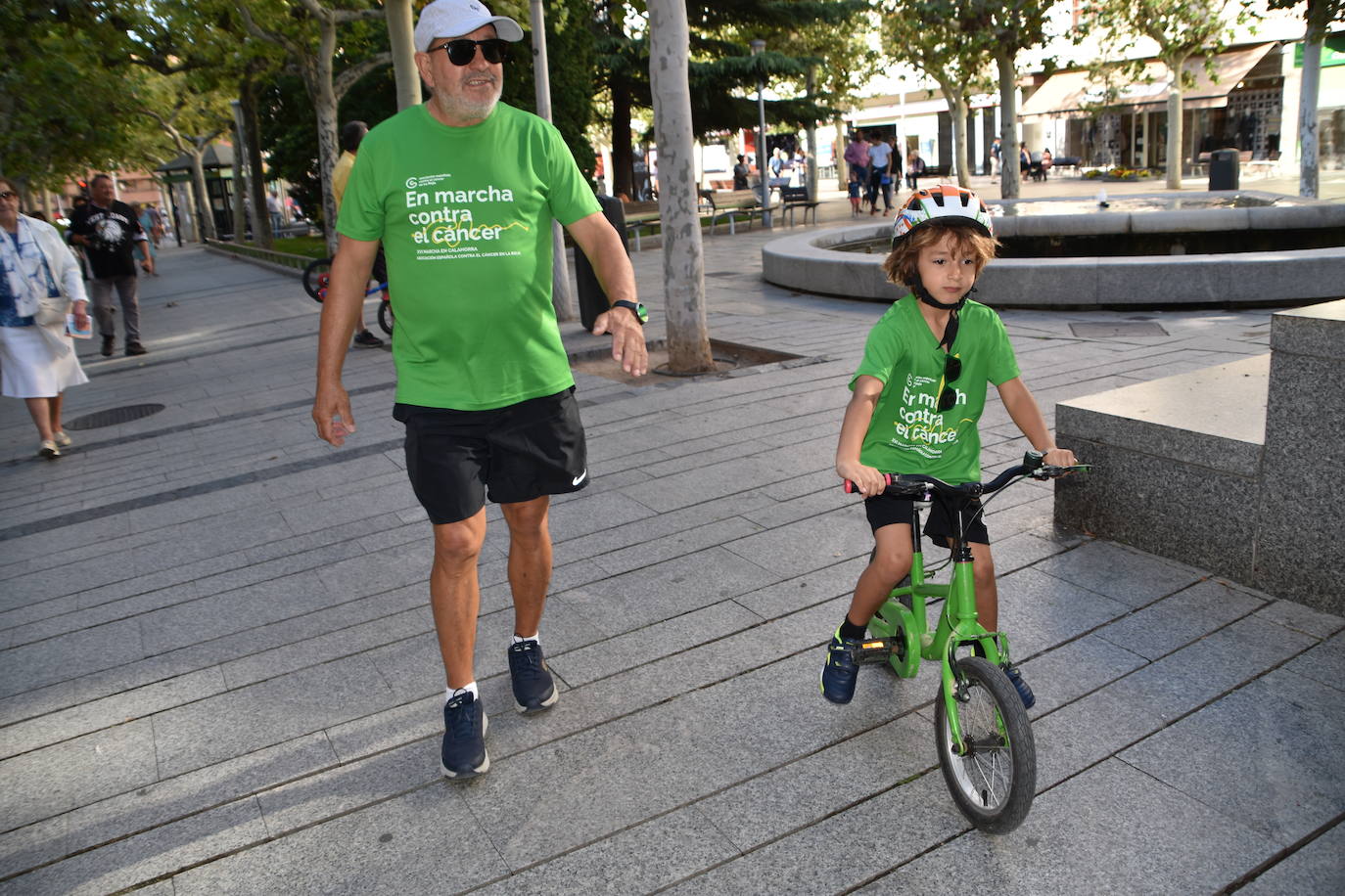 Imágenes de la marcha contra el cáncer