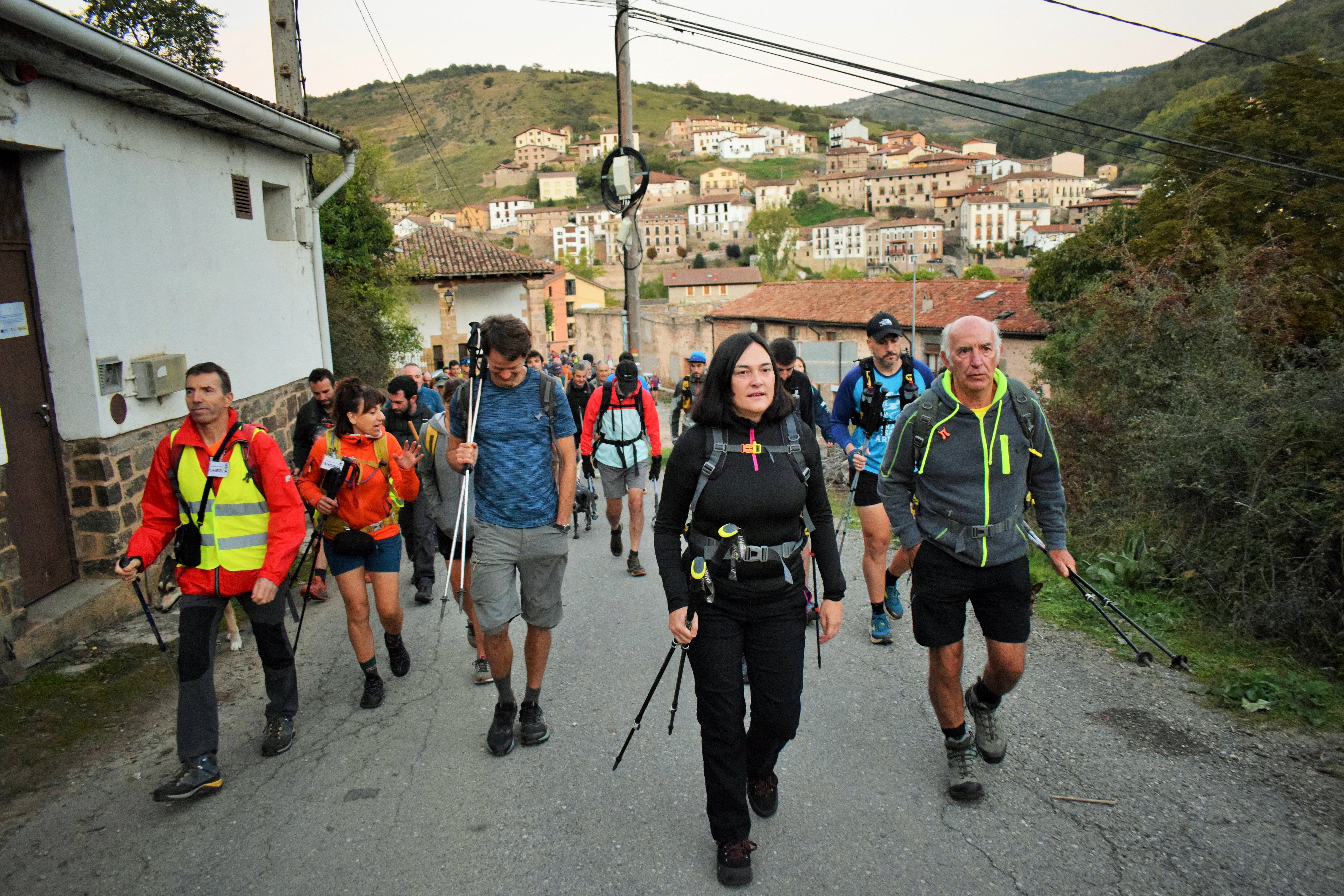 Instantes de la marcha de Hoyos